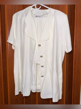 Vintage Cream Short Sleeve Button Front Blouse and pants